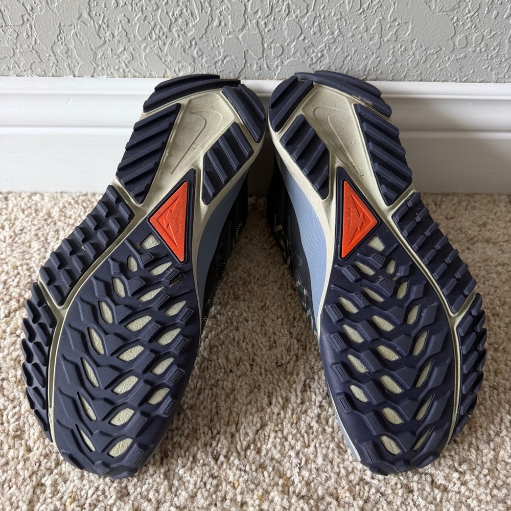 Nike Pegasus Trail 4 GORE-TEX Sneakers Sz 9.5 Gentle Used - Picture 8 of 12